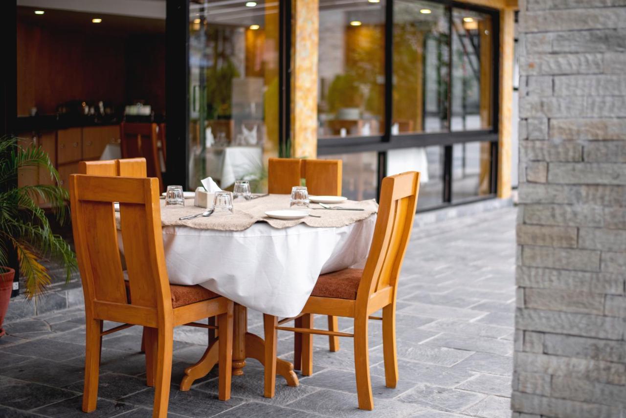 Gateway Himalaya Resort Ghanpokhara Luaran gambar
