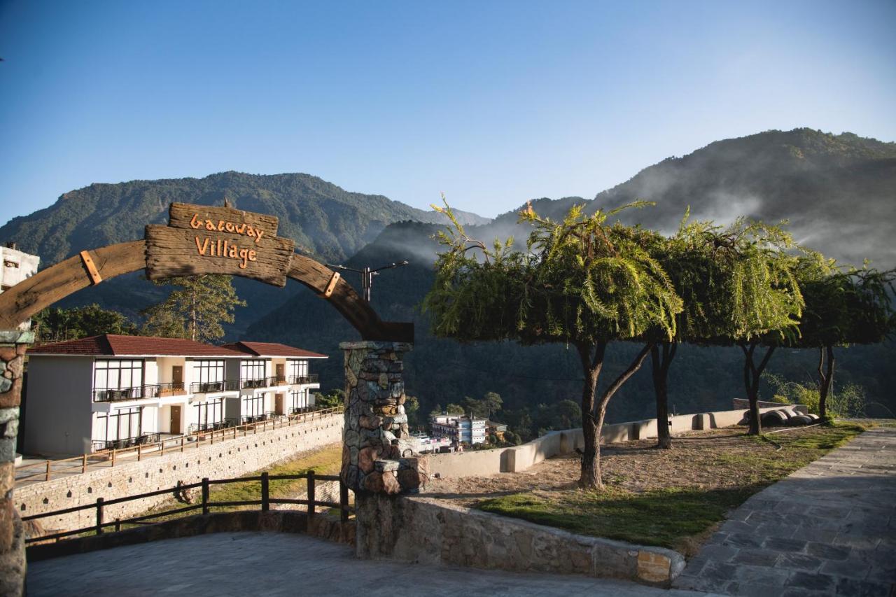 Gateway Himalaya Resort Ghanpokhara Luaran gambar